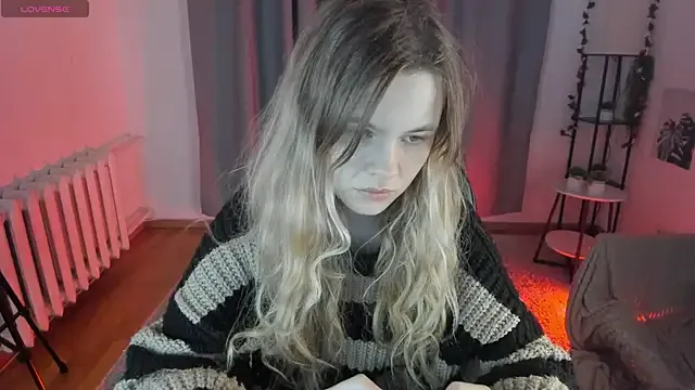 Try our streaming cams variety and talk on a personal level with our adorable girls streamers, showing off their bountiful shapes and dildos.