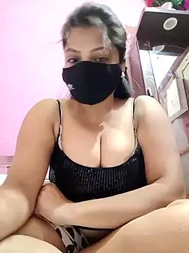 dreemymistu from StripChat