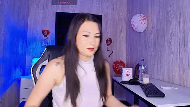 dulcce_moon from StripChat is Freechat