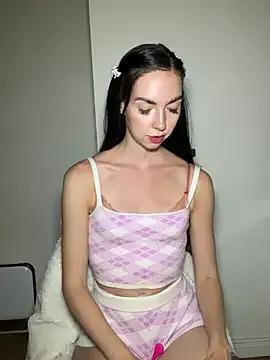 Dumbbelle from StripChat is Freechat