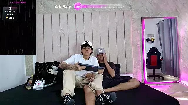 DustinandJordan from StripChat is Freechat
