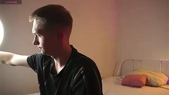 dustyn_fox from StripChat is Freechat