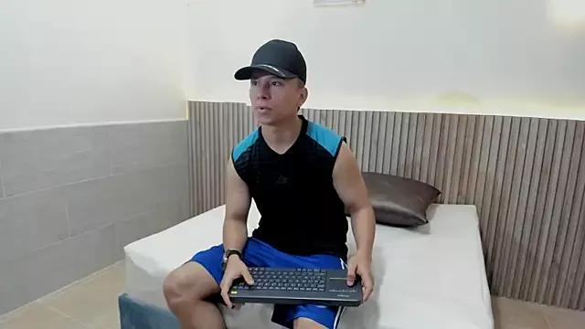 Dylan_floyd from StripChat is Freechat
