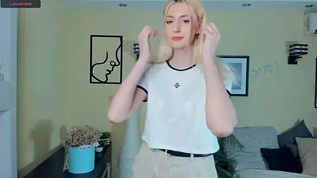 EasterBlink from StripChat