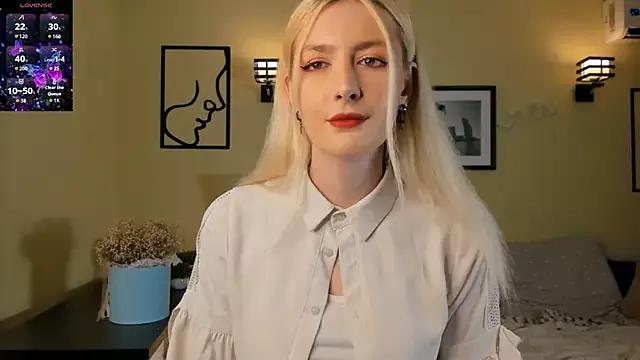 EasterBlink from StripChat is Freechat