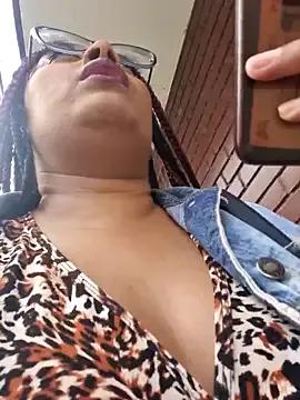 Ebony-Goddess19 from StripChat is Freechat