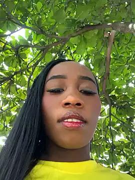 EBONY_GODDESS21 from StripChat is Freechat
