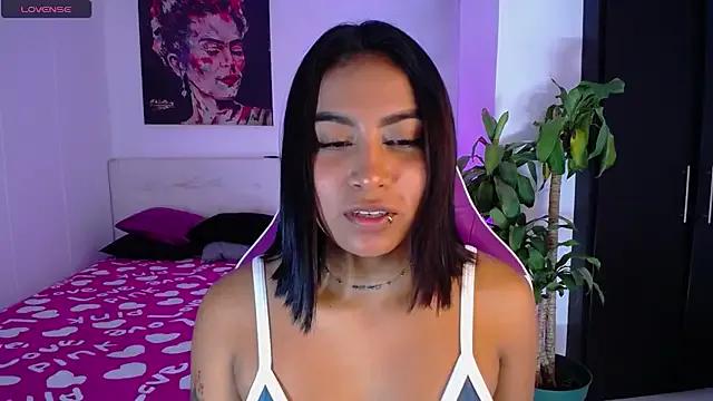 Try our streaming cams variety and talk on a personal level with our adorable girls streamers, showing off their bountiful shapes and dildos.