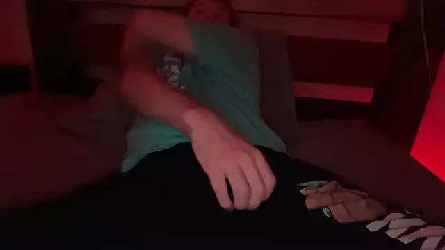 eddieeeeee1232 from StripChat is Freechat