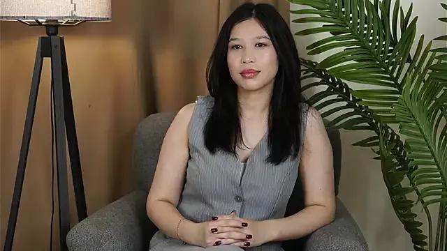 EdlaColeson from StripChat is Freechat