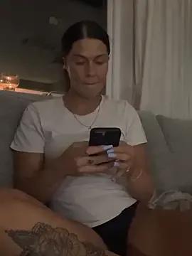 eemsii from StripChat is Freechat