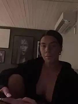 eemsii from StripChat