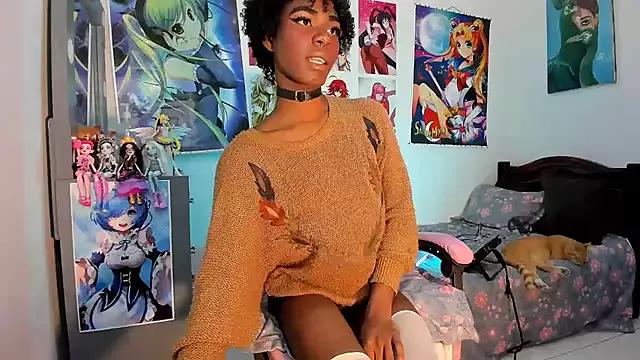 Effy_Marinn from StripChat