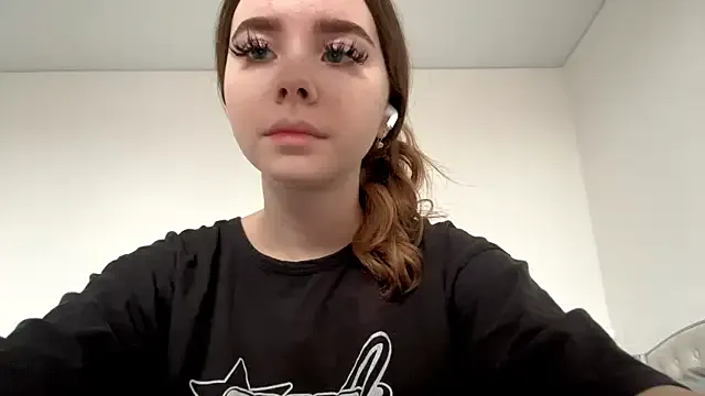 EhtelBiondi on StripChat 