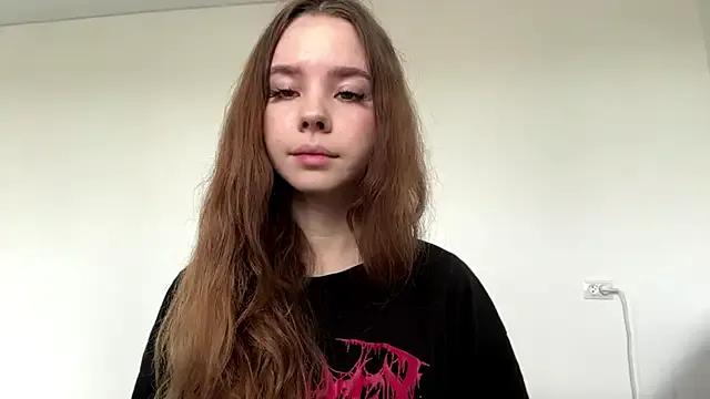 EhtelBiondi from StripChat