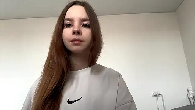 EhtelBiondi from StripChat