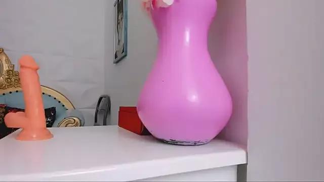 Try our streaming cams variety and talk on a personal level with our adorable girls streamers, showing off their bountiful shapes and dildos.