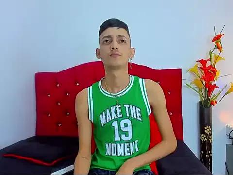 EithamDawson from StripChat is Freechat
