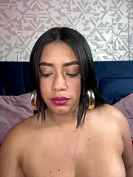 ElaaPerez from StripChat