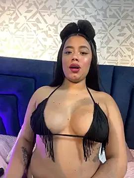 ElaaPerez from StripChat