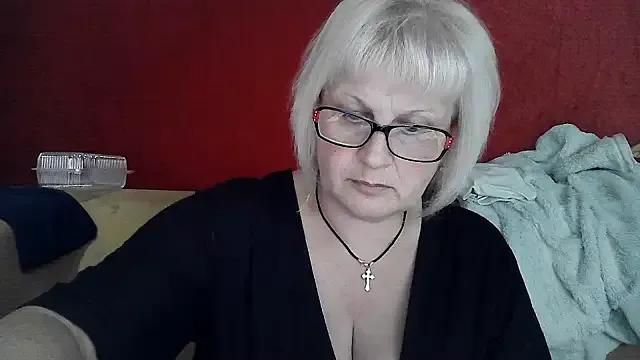 Eleanor_Katie from StripChat is Freechat