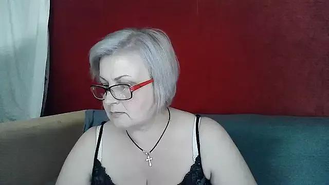 Eleanor_Katie from StripChat