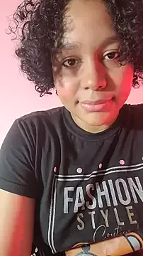 Electric_bae from StripChat is Freechat