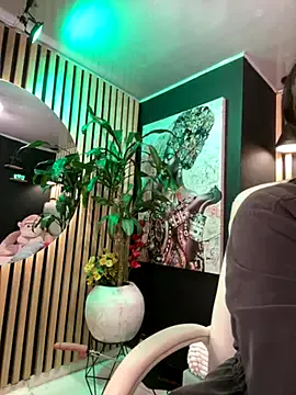 elegant__rouse on StripChat 