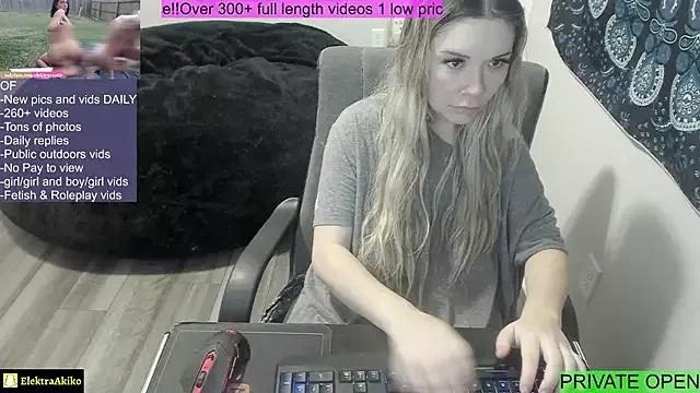 ElektraExotic from StripChat