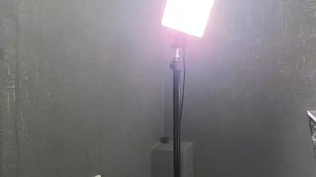Elen_Blush from StripChat