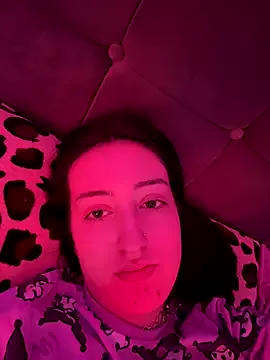 elenaalena on StripChat 