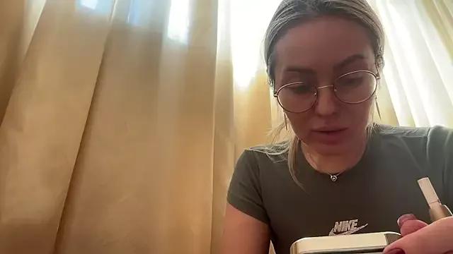 ElenaAttraction from StripChat