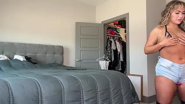 ElenaErickson from StripChat