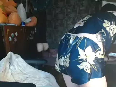 ElenaMaeer from StripChat