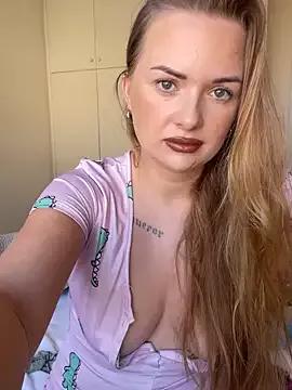 ElenaRebelle from StripChat is Freechat
