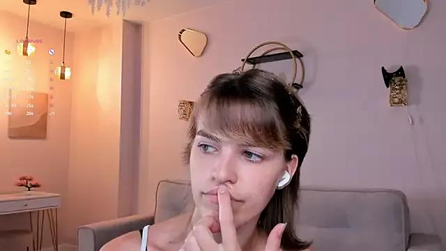 EleneButton from StripChat