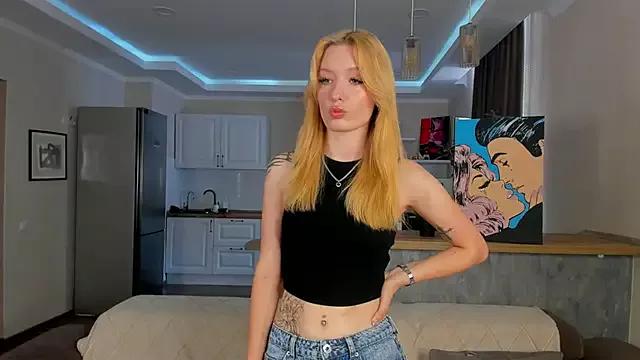 Try our streaming cams variety and talk on a personal level with our adorable girls streamers, showing off their bountiful shapes and dildos.