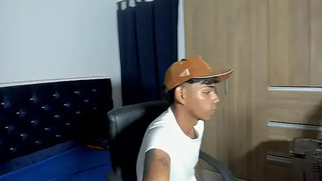 elias_ford from StripChat is Freechat