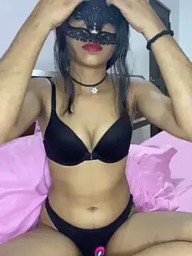 Elinacam from StripChat is Freechat