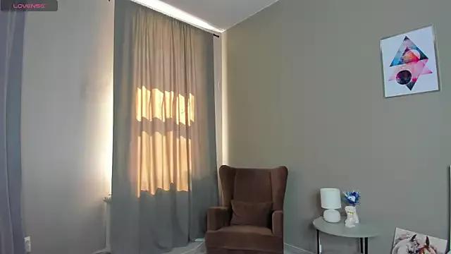 Elis_Fox from StripChat is Freechat