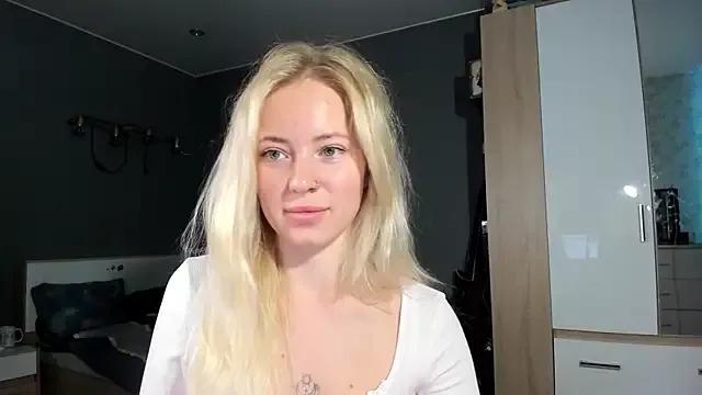 Try our streaming cams variety and talk on a personal level with our adorable girls streamers, showing off their bountiful shapes and dildos.
