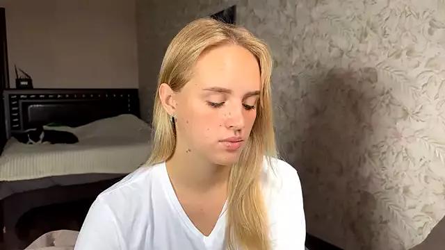 ElisabetLorney from StripChat
