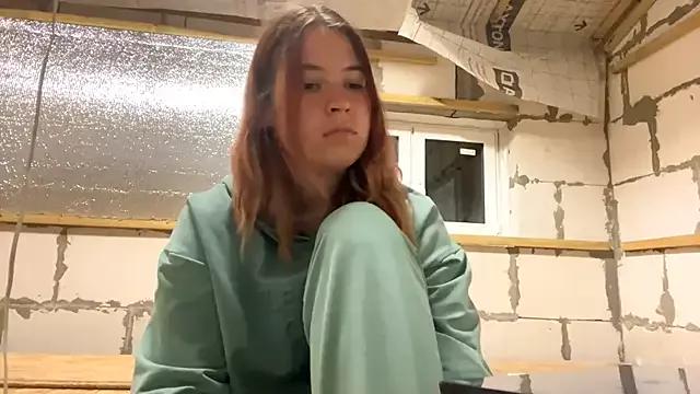 ElisabettVencee from StripChat is Freechat