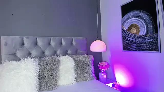 Try our streaming cams variety and talk on a personal level with our adorable girls streamers, showing off their bountiful shapes and dildos.