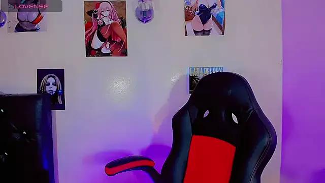 Try our streaming cams variety and talk on a personal level with our adorable girls streamers, showing off their bountiful shapes and dildos.
