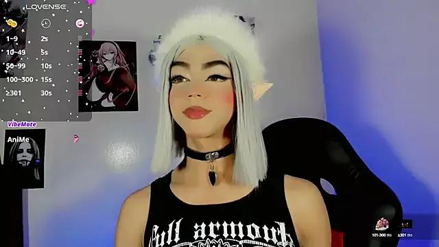 Try our streaming cams variety and talk on a personal level with our adorable girls streamers, showing off their bountiful shapes and dildos.