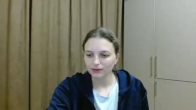 ElisSky301 from StripChat is Freechat