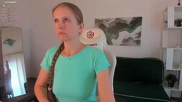 Try our streaming cams variety and talk on a personal level with our adorable girls streamers, showing off their bountiful shapes and dildos.