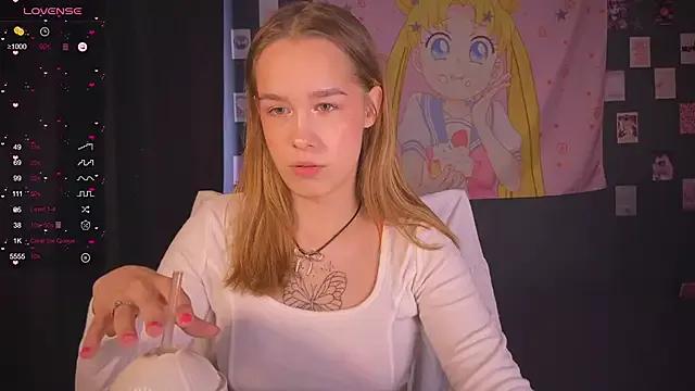 Elizabeth_Bennett_ from StripChat is Freechat