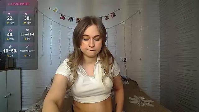 Elizabeth_Kitty_ from StripChat is Freechat